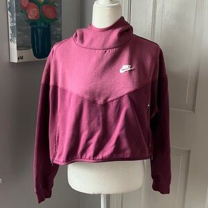 Nike cropped hooded cotton sweatshirt with zipper pockets